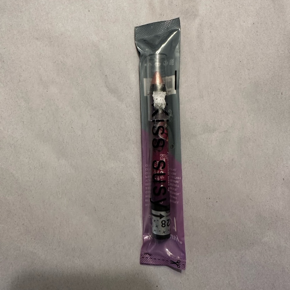NWT Kiss Suzy Gorgeous Glide On Eyeshadow Stick Sexy Vibrant Pink Glow - Picture 7 of 10